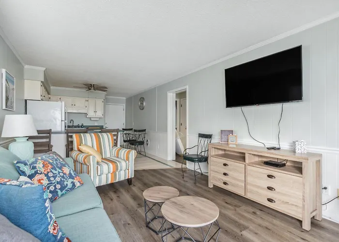 Your Cozy Condo Escape By The Beach Home