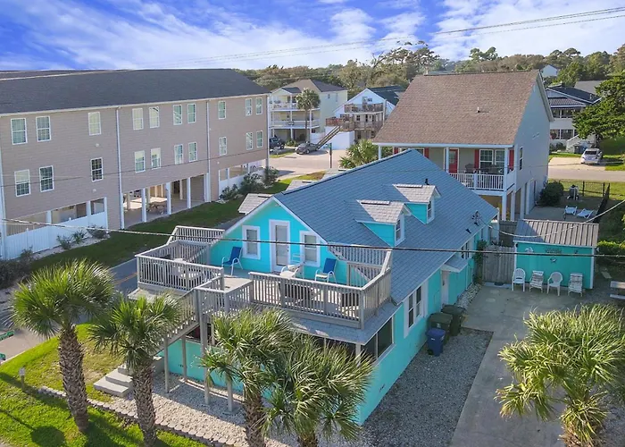 The Margaritaville House! Sleeps 13! Ocean Views And Rooftop Deck