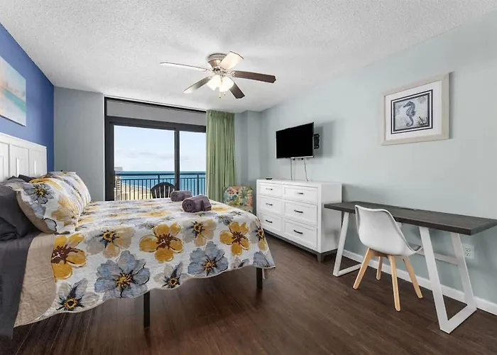 *Updated Family Beach Escape*Pools, Hot Tubs, More
