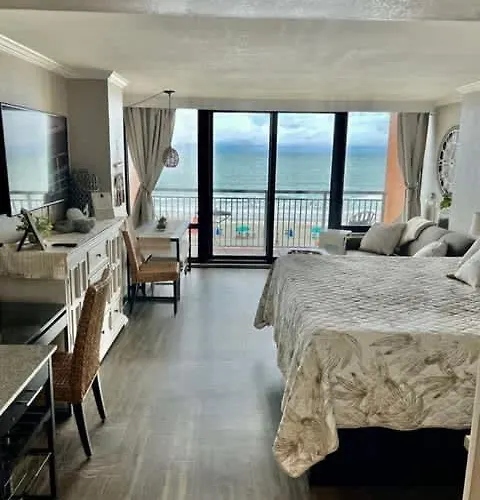 *Oceanfront Retreat*King Bed *Great Pools, Hot Tubs+++*O41