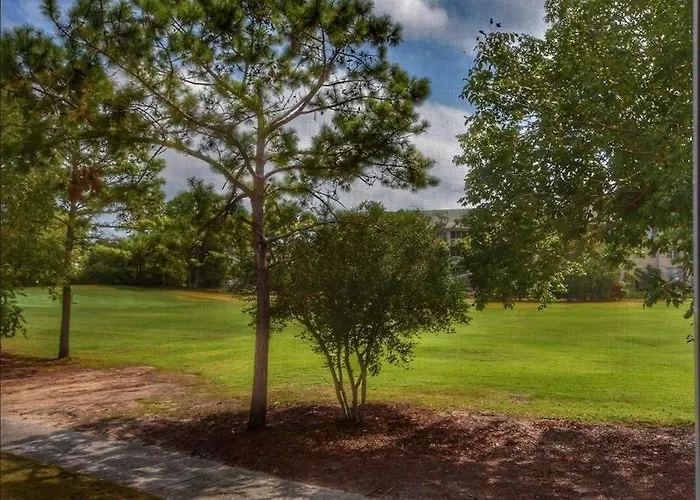 522 Wedgewood Condo