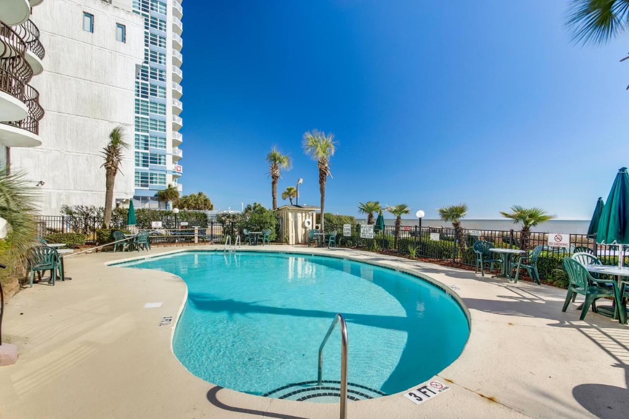 Hosteeva Palms 3br 15th Floor Oceanfront Apartment *