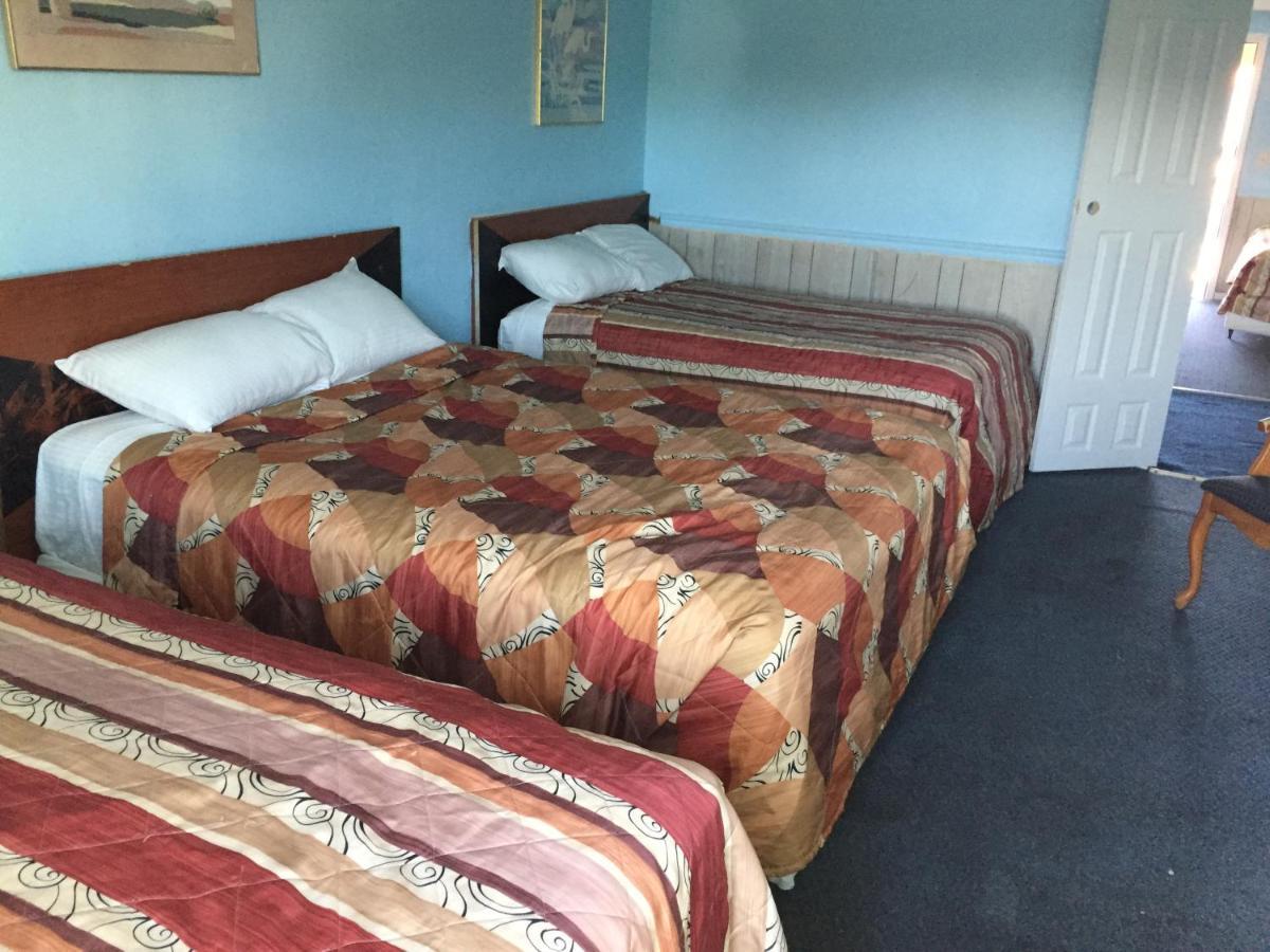 Crepe Myrtle Hotel 2*
