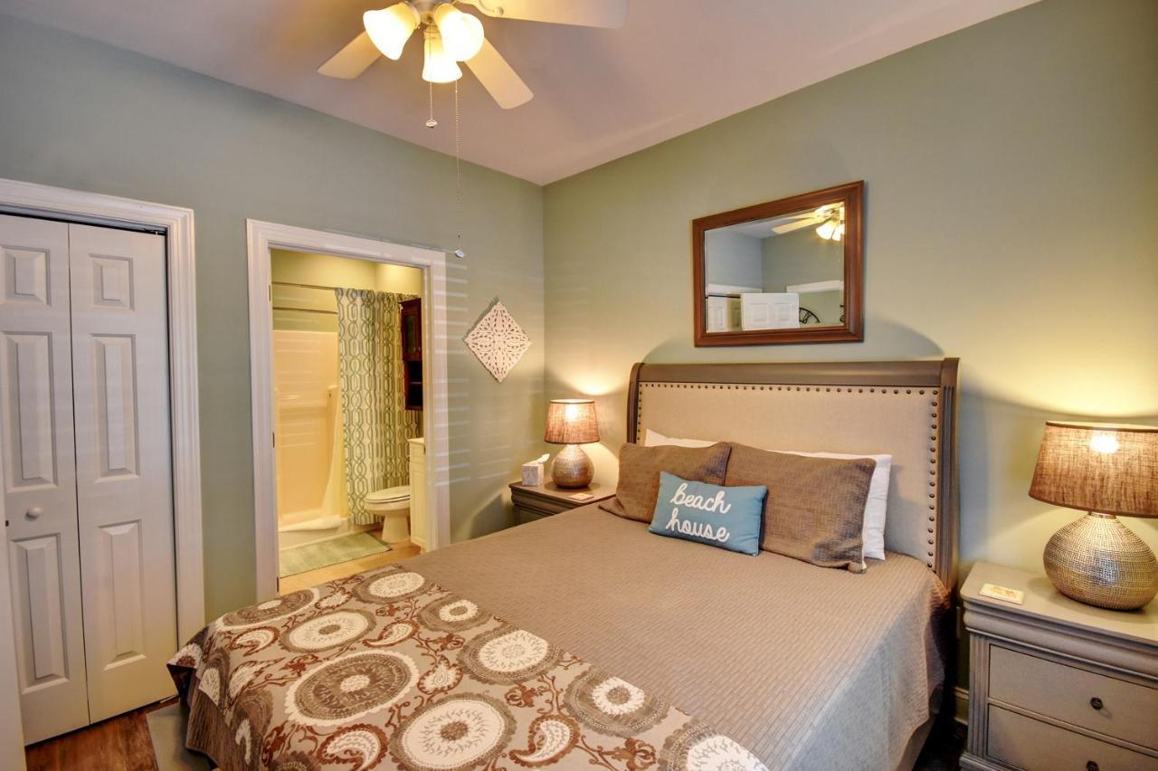 4803 Bovardia Place #102 Apartment *