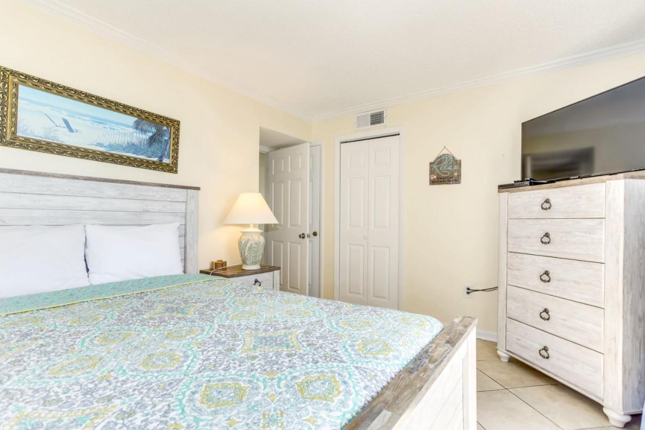 Hosteeva Palms 3br 15th Floor Oceanfront