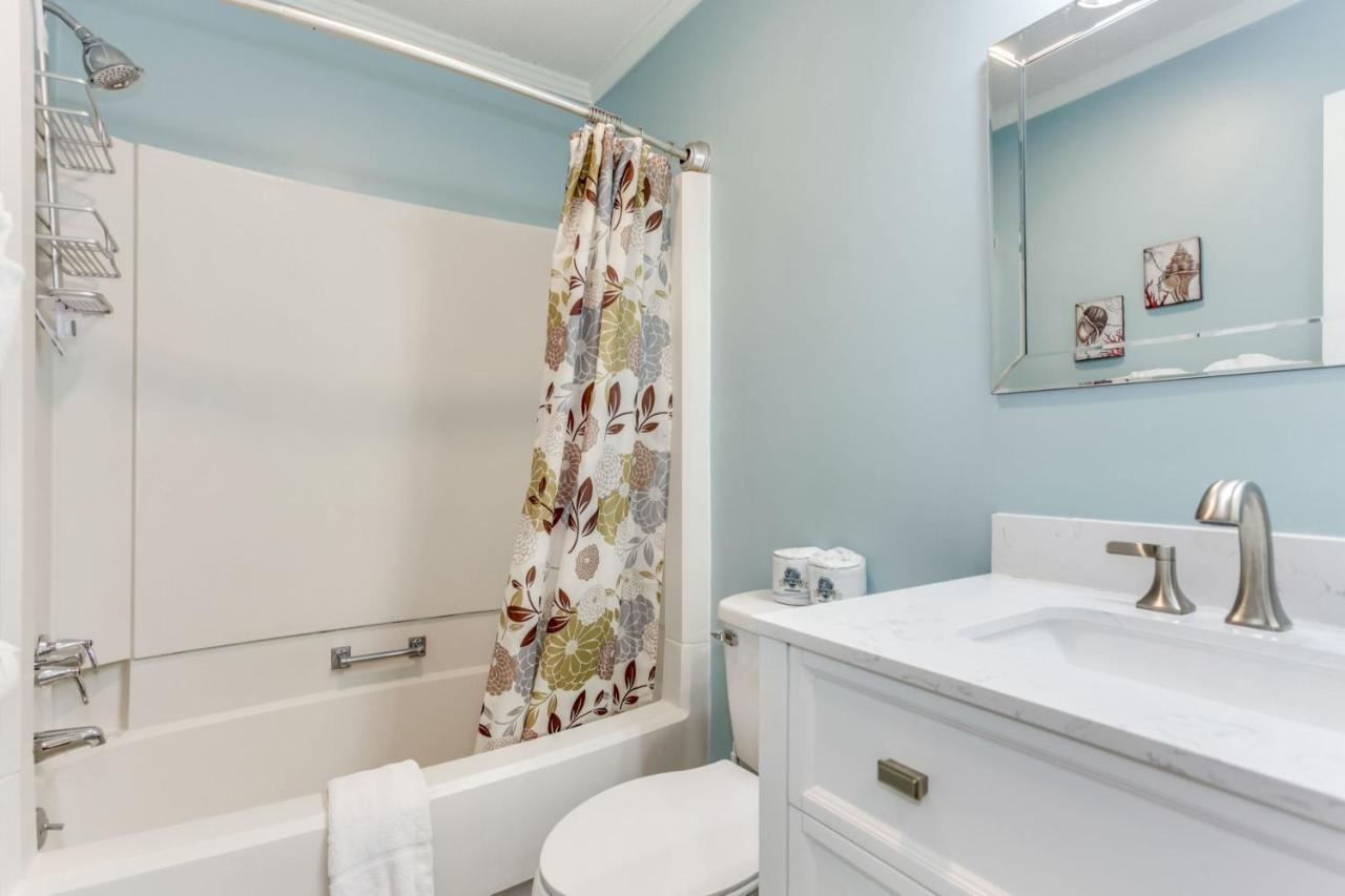 Walking Distance To The Beach Ocean Forest Villas *