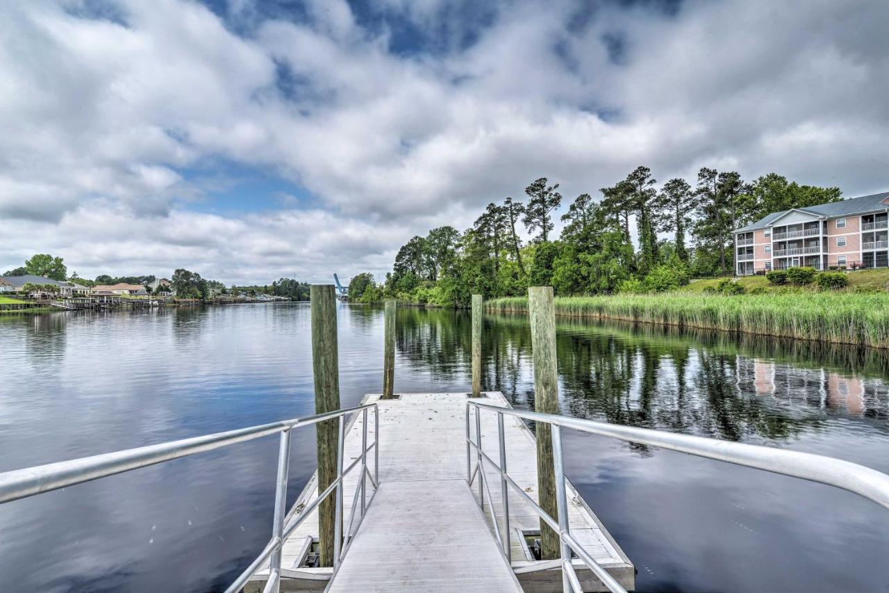 Chic Myrtle With Amenity Access Apartment