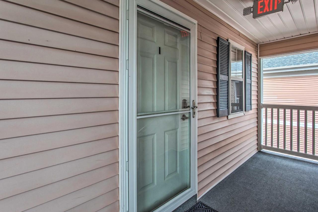 Chic Myrtle With Amenity Access *