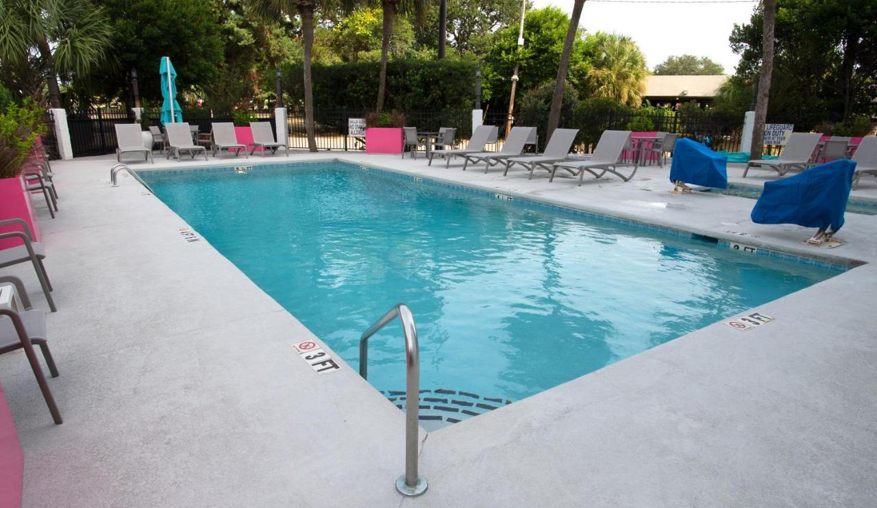 Aqua Hotel 3*