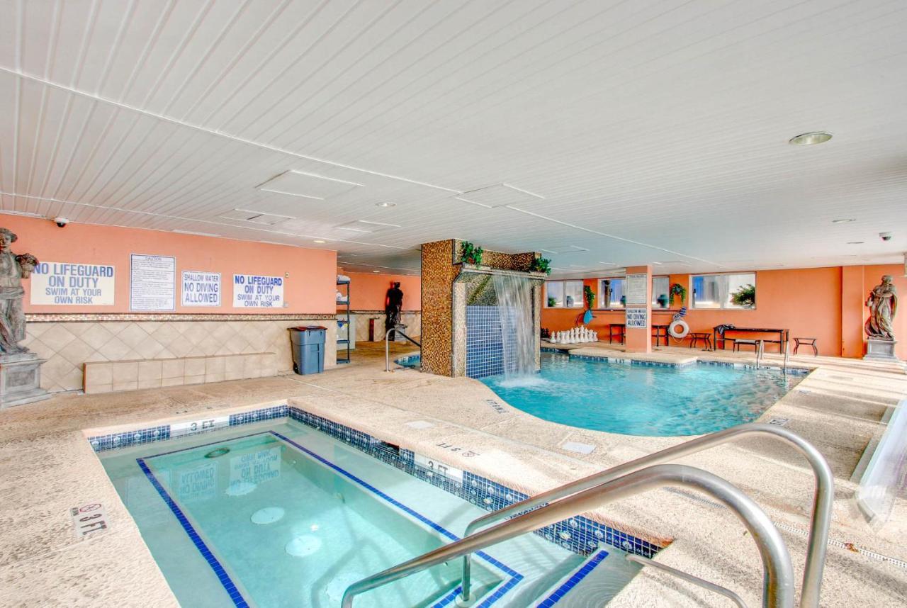 Atlantica Towers Beach-side W Pools