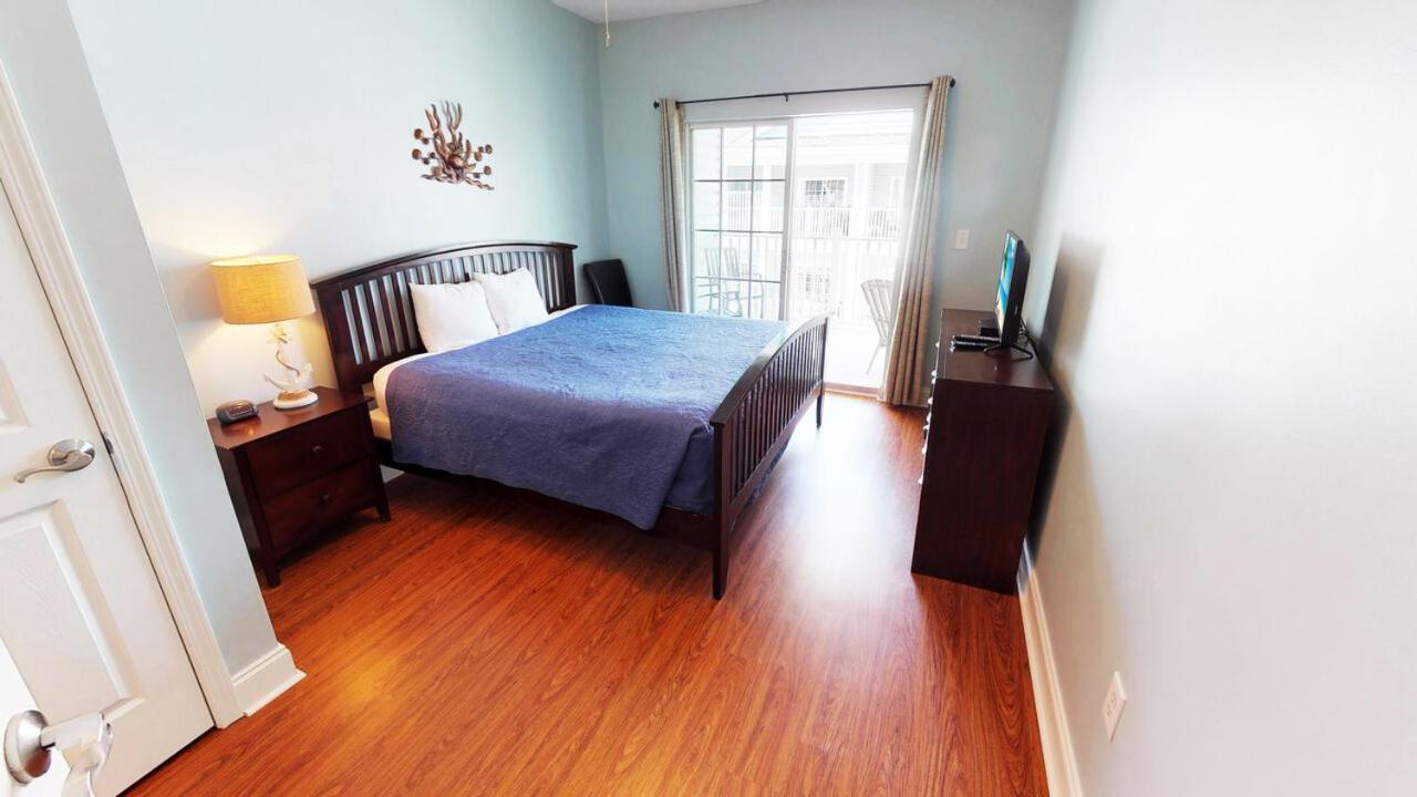 Holiday home Myrtle 303b