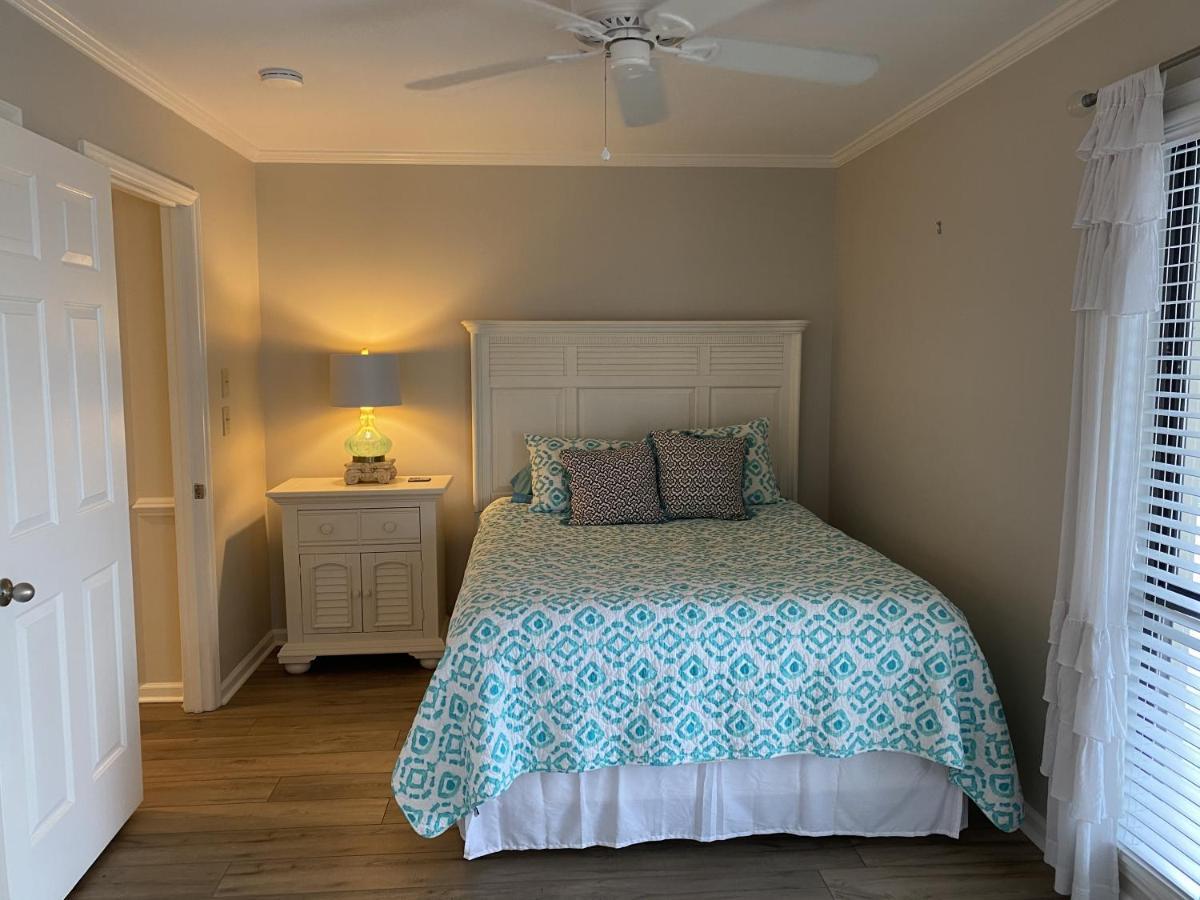 Apartment Tilghman Lakes H4 *