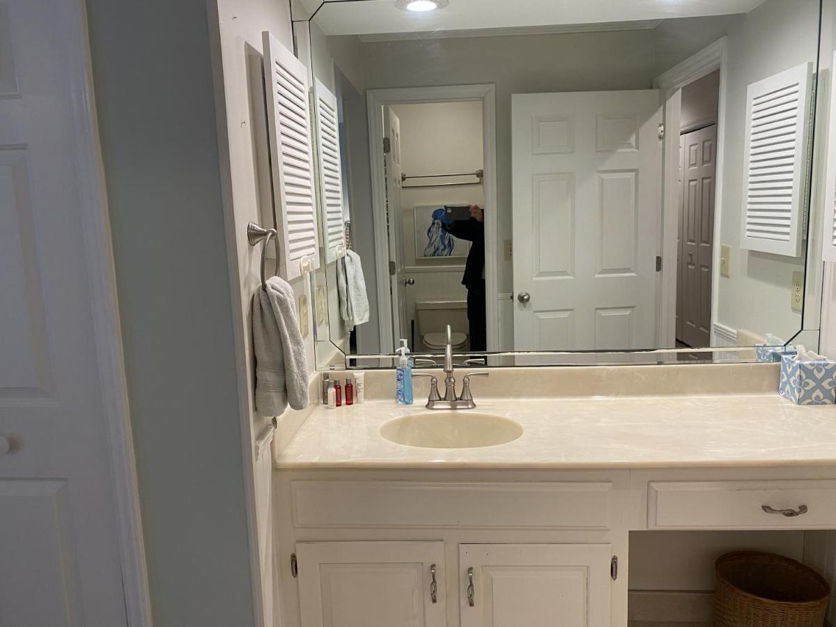 Apartment Tilghman Lakes H4 *