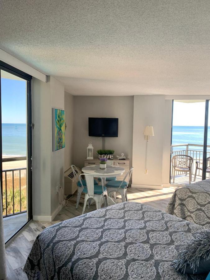 426 Belle Vue Magnificent Oceanfront With Two Balconies Apartment