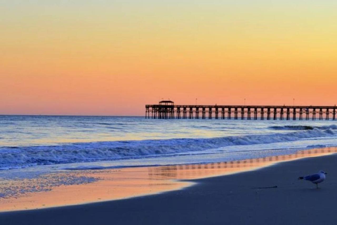 Family Friendly, 1 Block To Beach! * Myrtle Beach