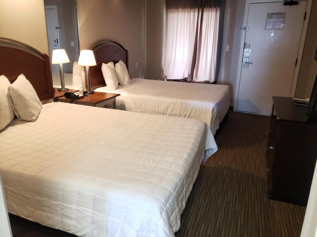 Oceanfront Double Queen 1 Bedroom Caravelle 1137 * Myrtle Beach