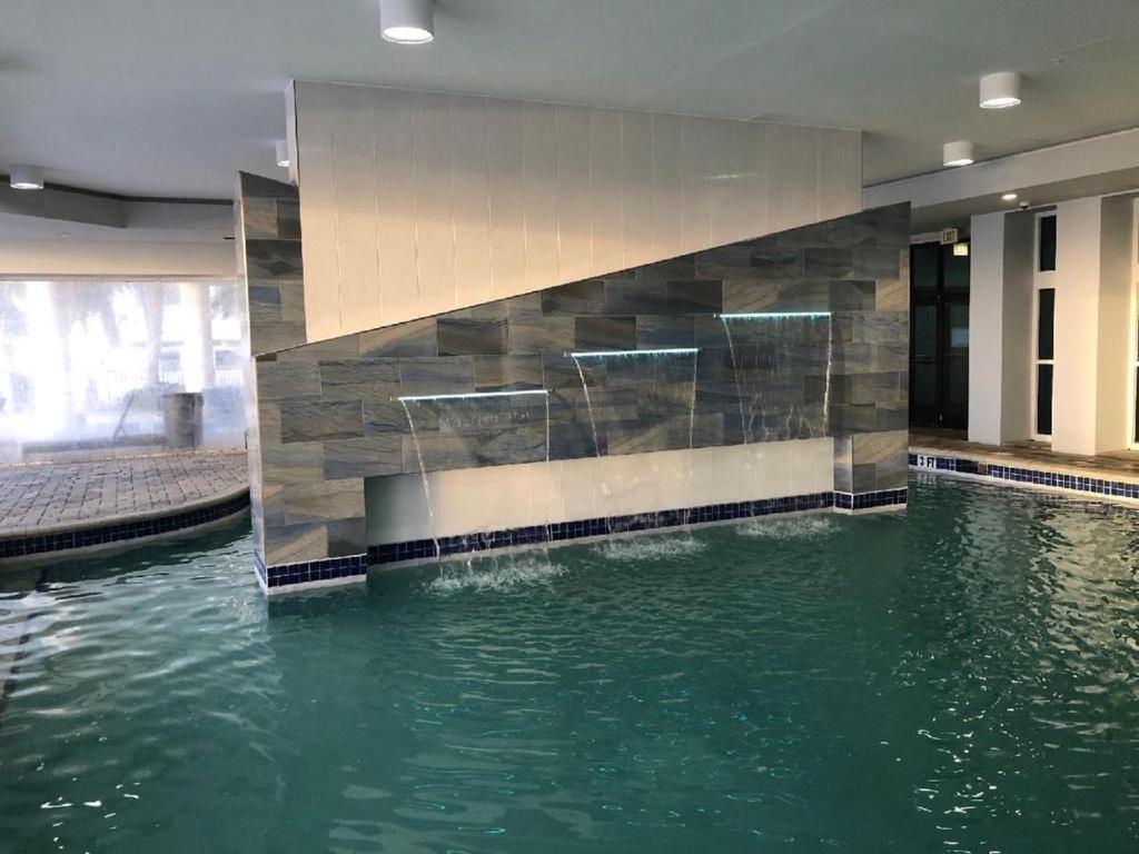 Luxury 2 Beds 2 Bath Ocean Front Aparthotel