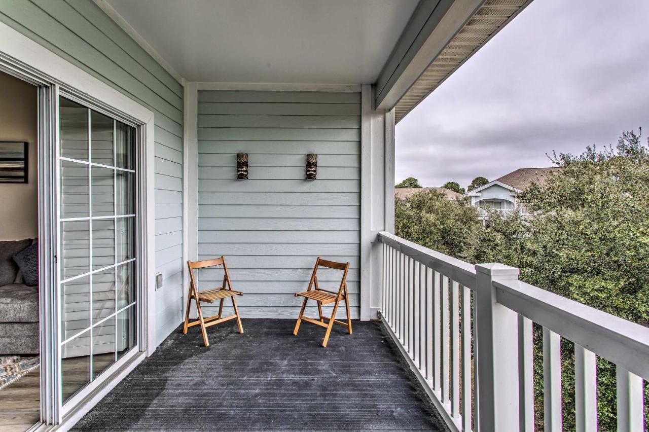 Apartment Breezy Coastal 2 Mi To Shop, Golf, And Swim!