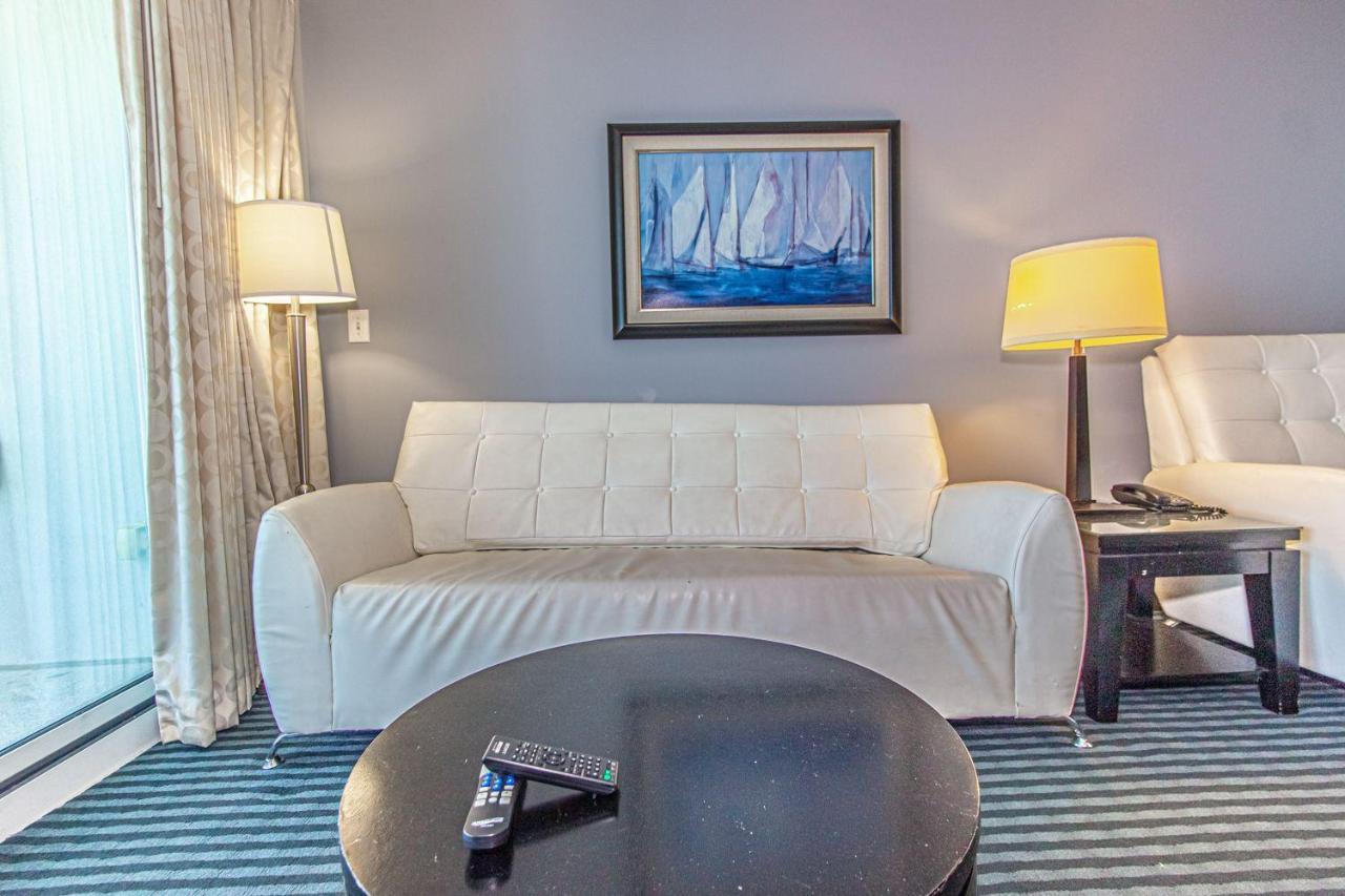 Direct Oceanfront Oceans One 1603 Beautiful Sleeps 6 Holiday home Myrtle Beach
