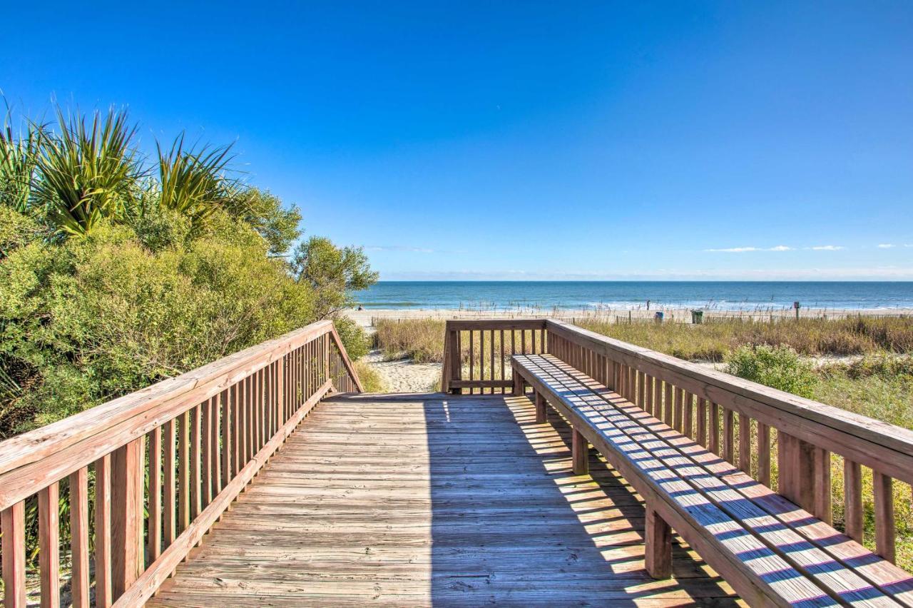 Oceanfront With Huge Balcony Walk To Skywheel Apartment *