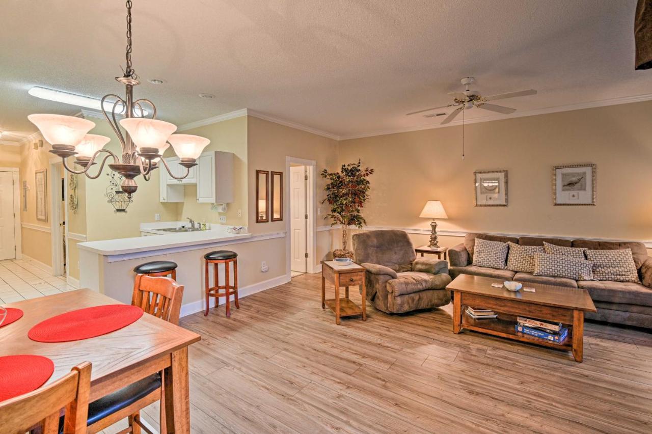 Charming On Myrtlewood Golf Course With Pool!