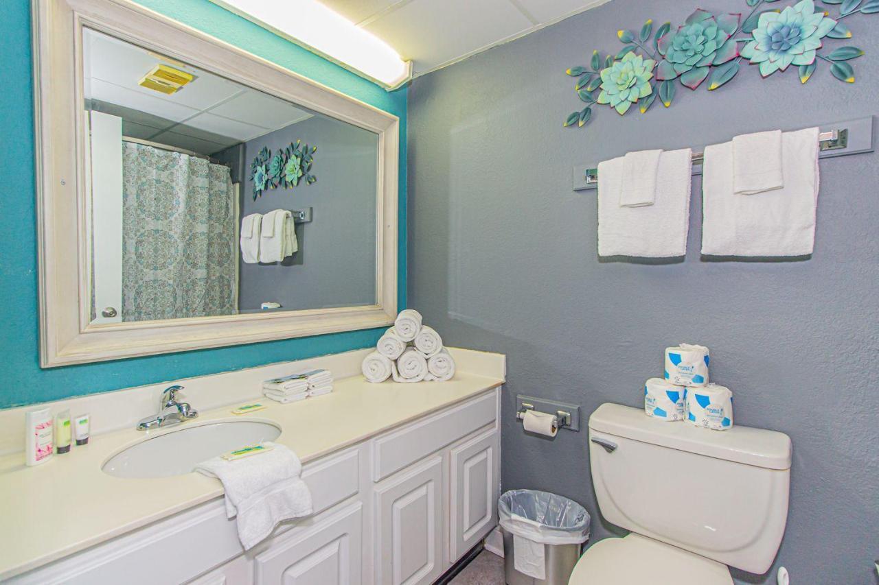 Apartment Completely Renovated King Perfect For 4! Sea Mist 51306 Myrtle Beach