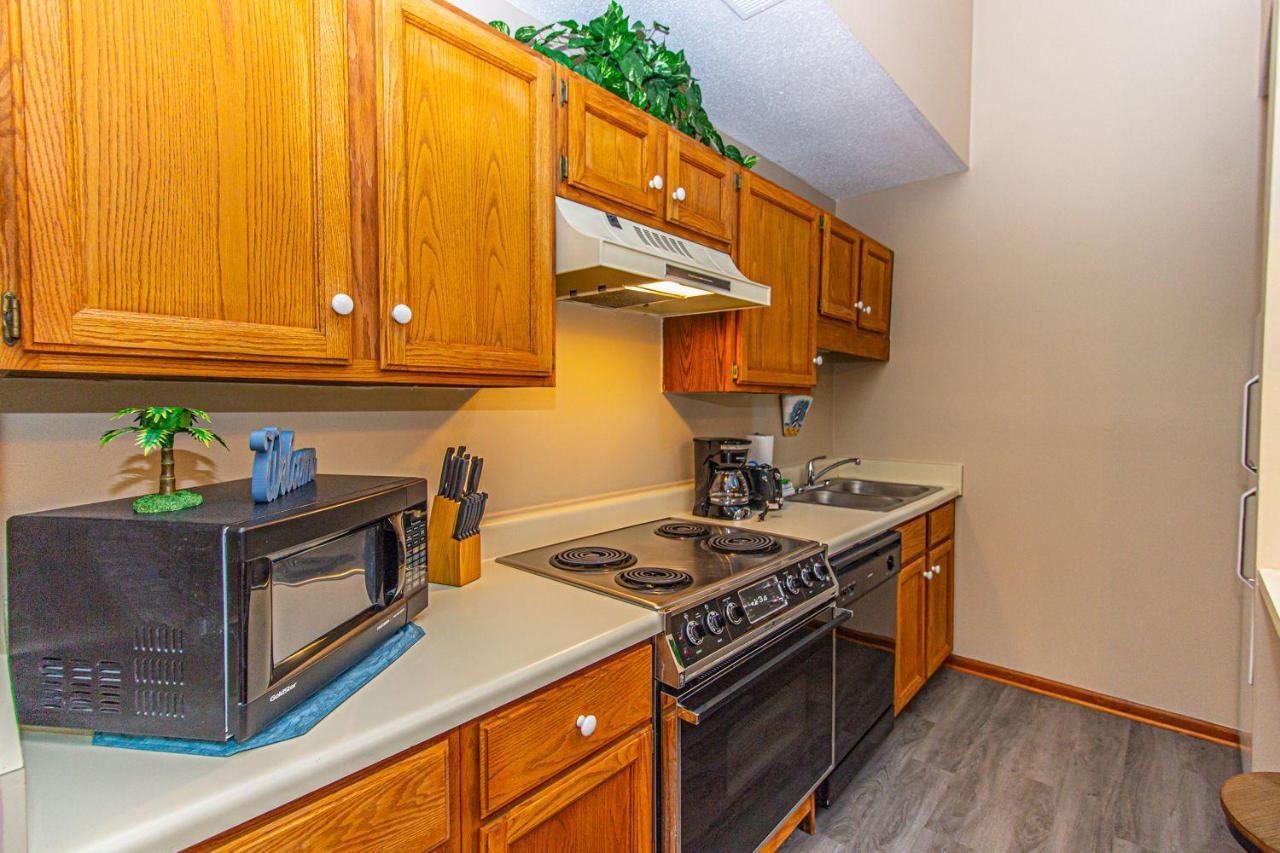 Plantation Golf Villas 2 Miles To The Beach! Sleeps 6 Myrtle Beach
