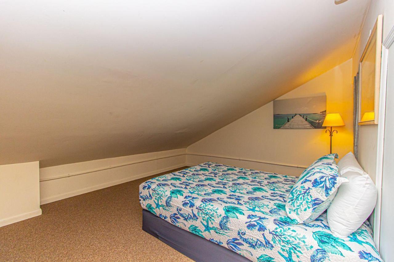 Plantation Golf Villas 2 Miles To The Beach! Sleeps 6 *