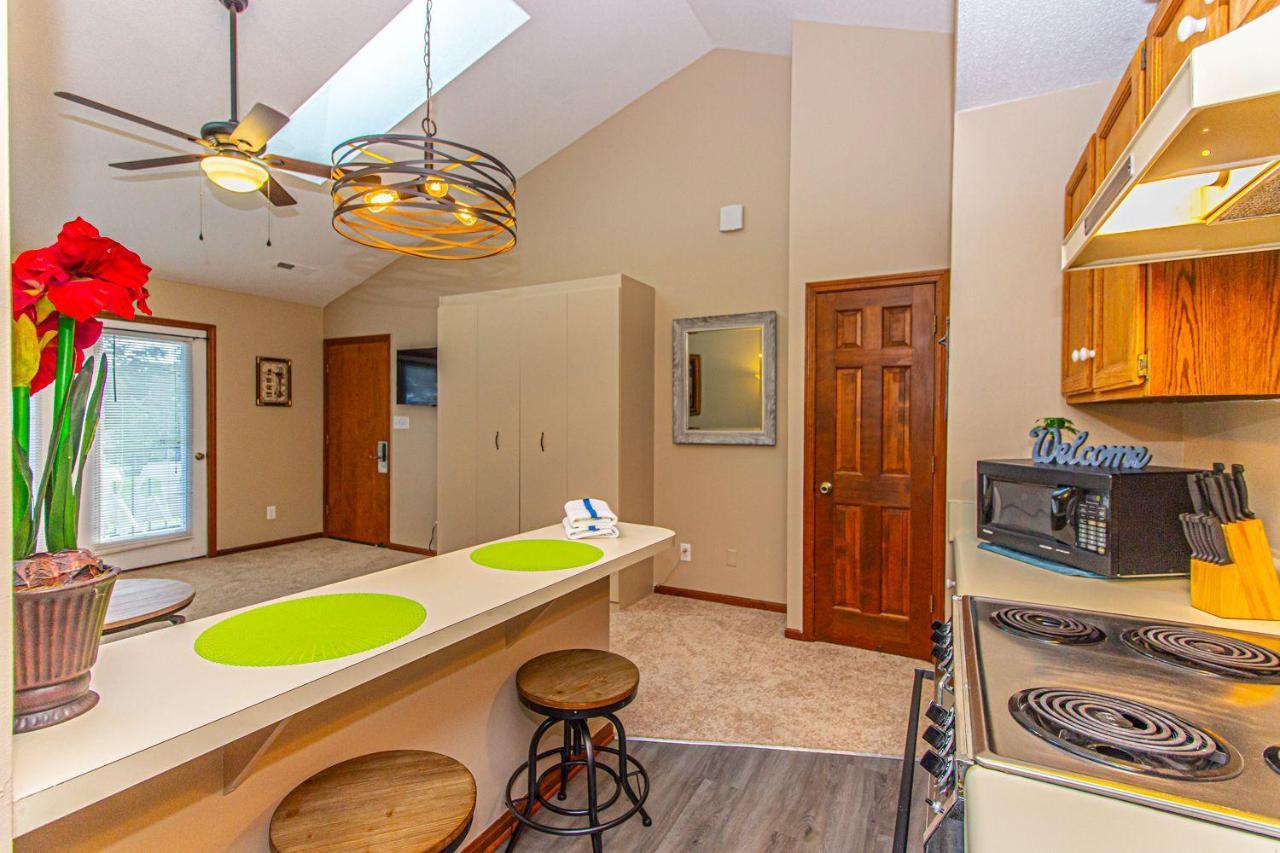 Plantation Golf Villas 2 Miles To The Beach! Sleeps 6 Holiday home