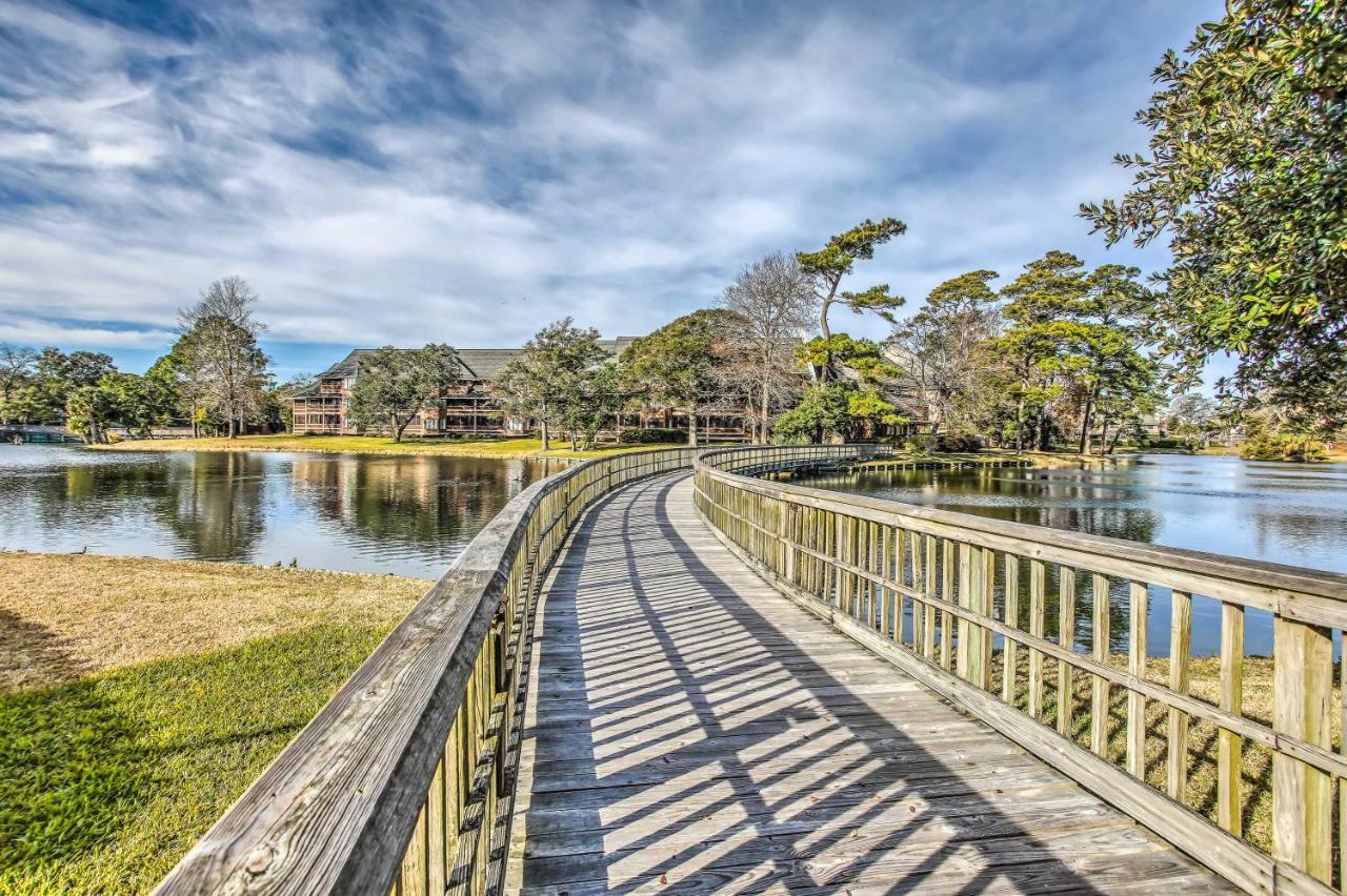 Beautiful Lakefront Short Walk To Beach! Apartment Myrtle Beach