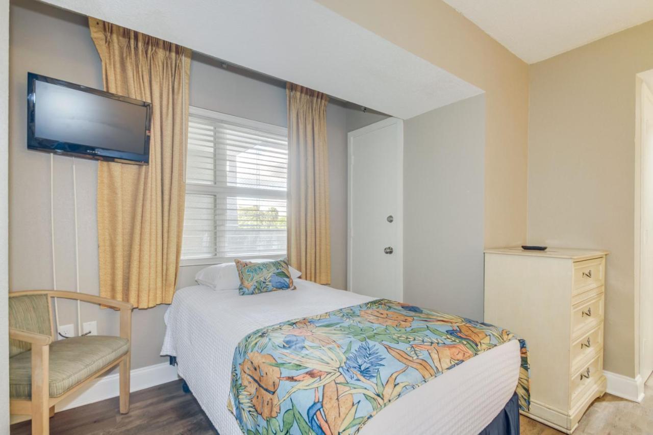 Hosteeva Atlantica Oceanfront Apartment Myrtle Beach