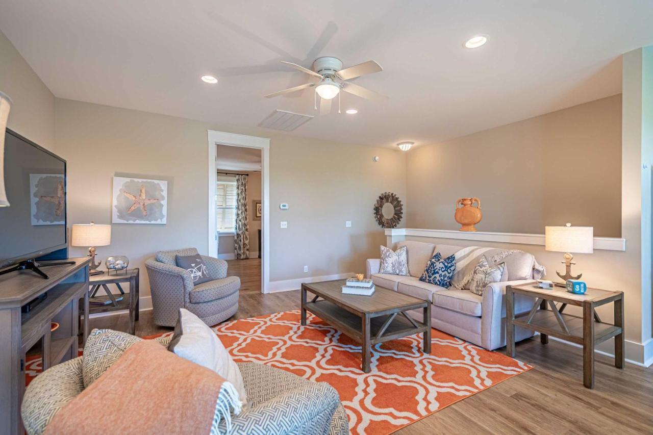 Chic North Myrtle Amenities! Villa