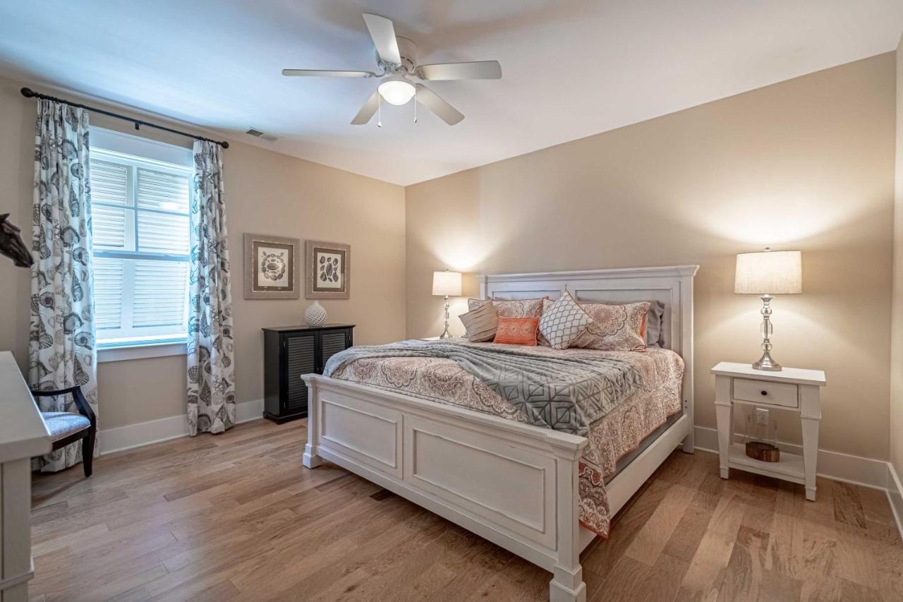 Chic North Myrtle Amenities! Myrtle Beach