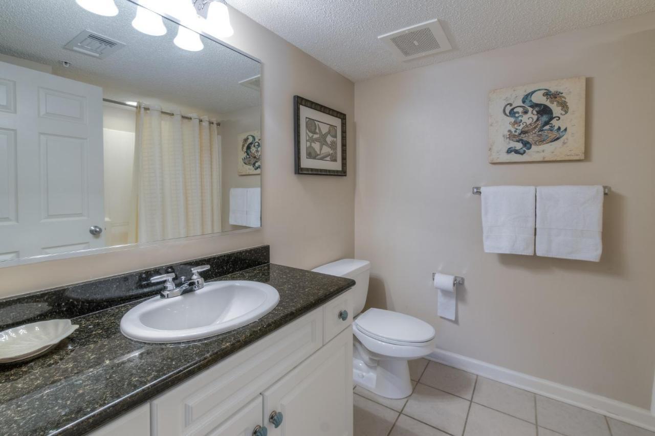 Yacht Club #1-1001 Apartment *