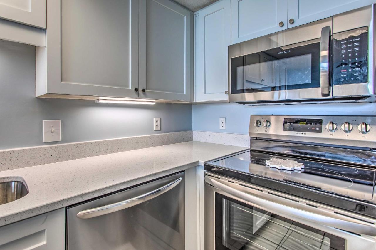 Apartment Luxury Myrtle Oceanfront With Hot Tub! Myrtle Beach