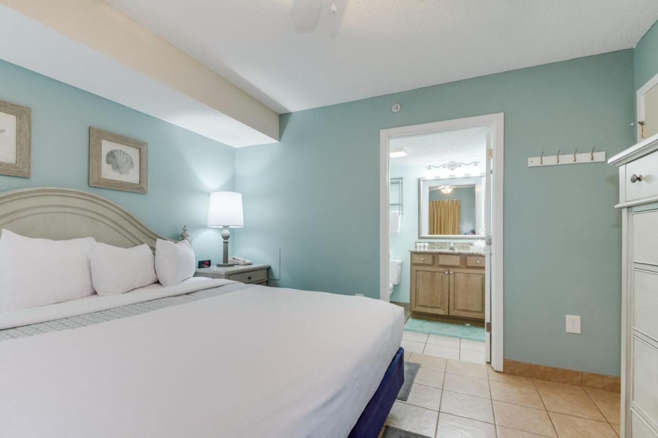 Hosteeva Atlantica Beachfront Apartment Myrtle Beach