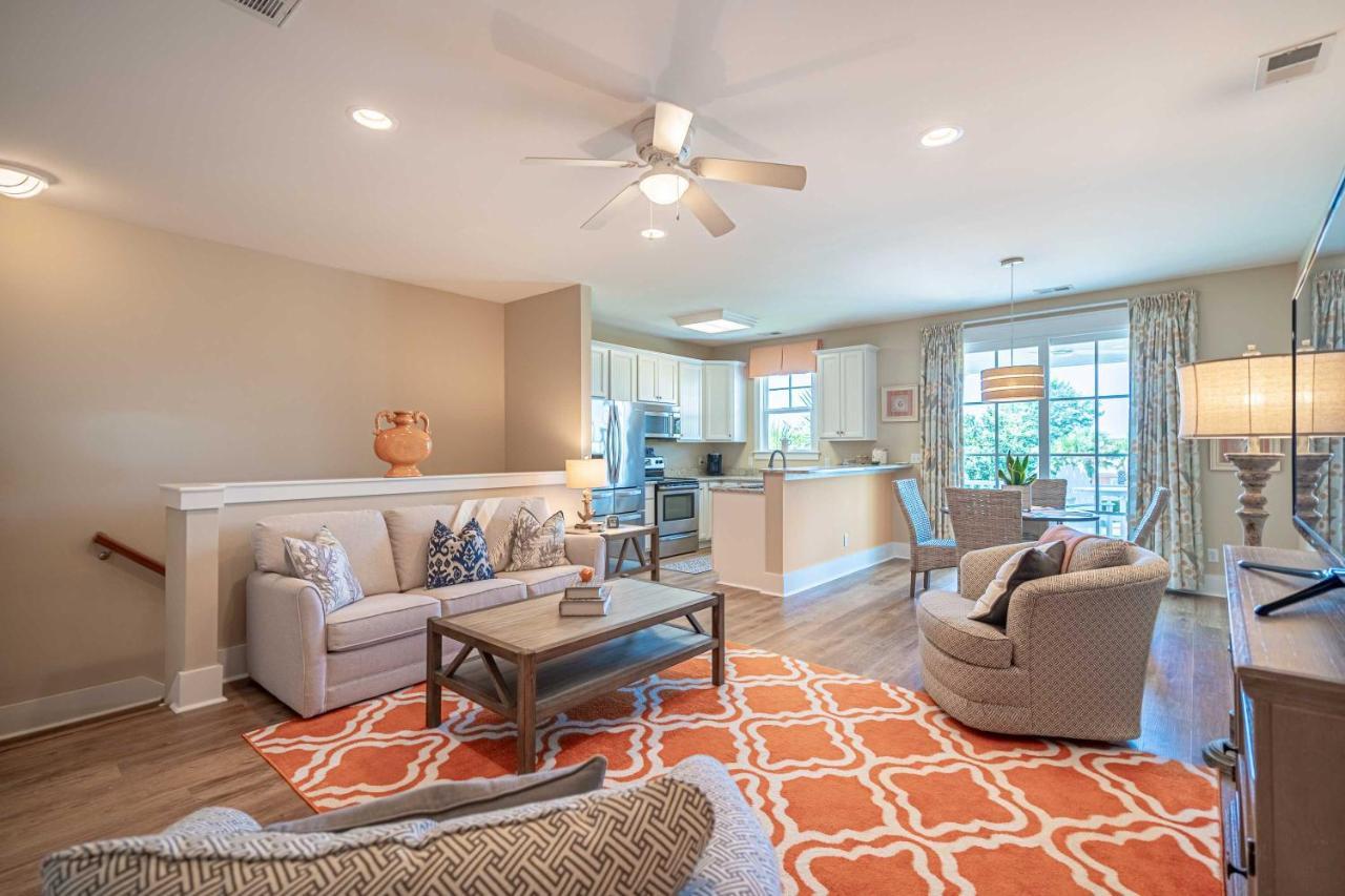 Chic North Myrtle Amenities! *