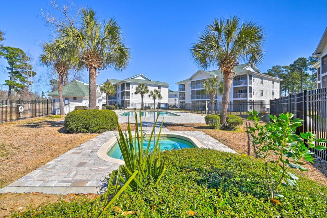 Swim, Golf, Play - Beachy River Oaks Condo! Apartment Myrtle Beach