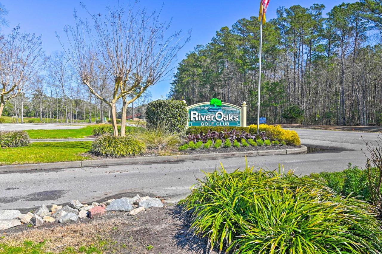 Apartment Swim, Golf, Play - Beachy River Oaks Condo! *