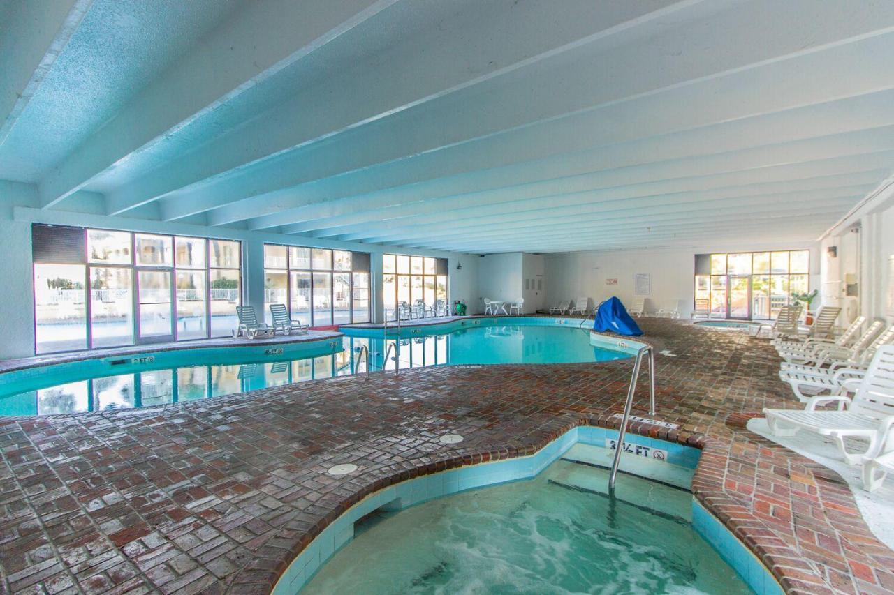 Updated Ocean View - Sea Mist 51402 - King - Perfect For 4!