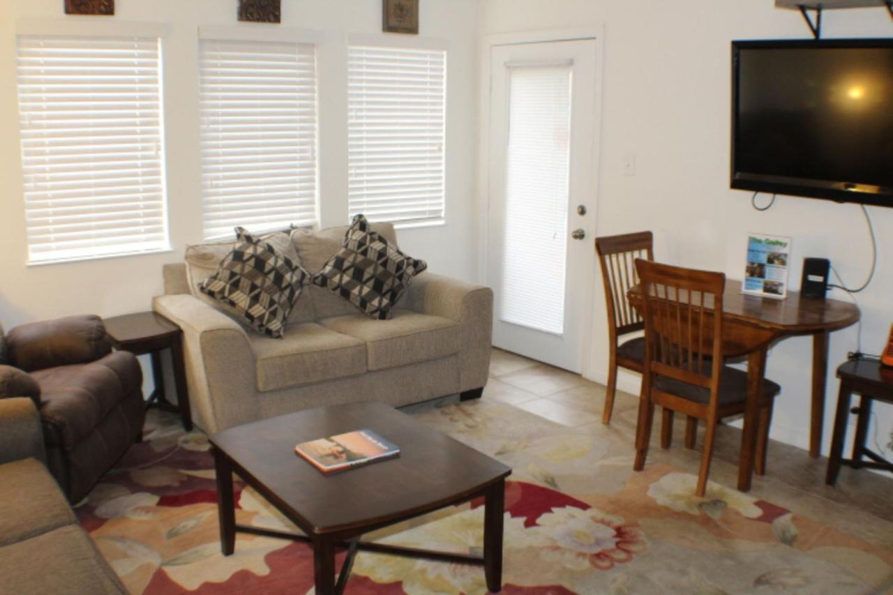 Aparthotel Myrtle 3*