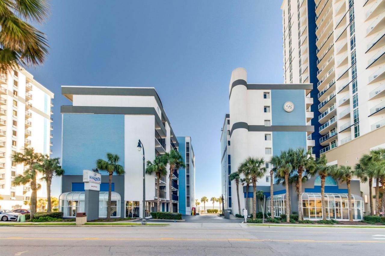 Boardwalk Oceanfront By Hosteeva Apartment *