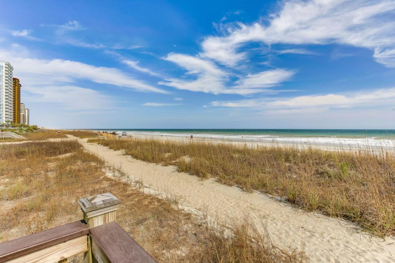 Hosteeva Oceanview Meridian Plaza Apartment
