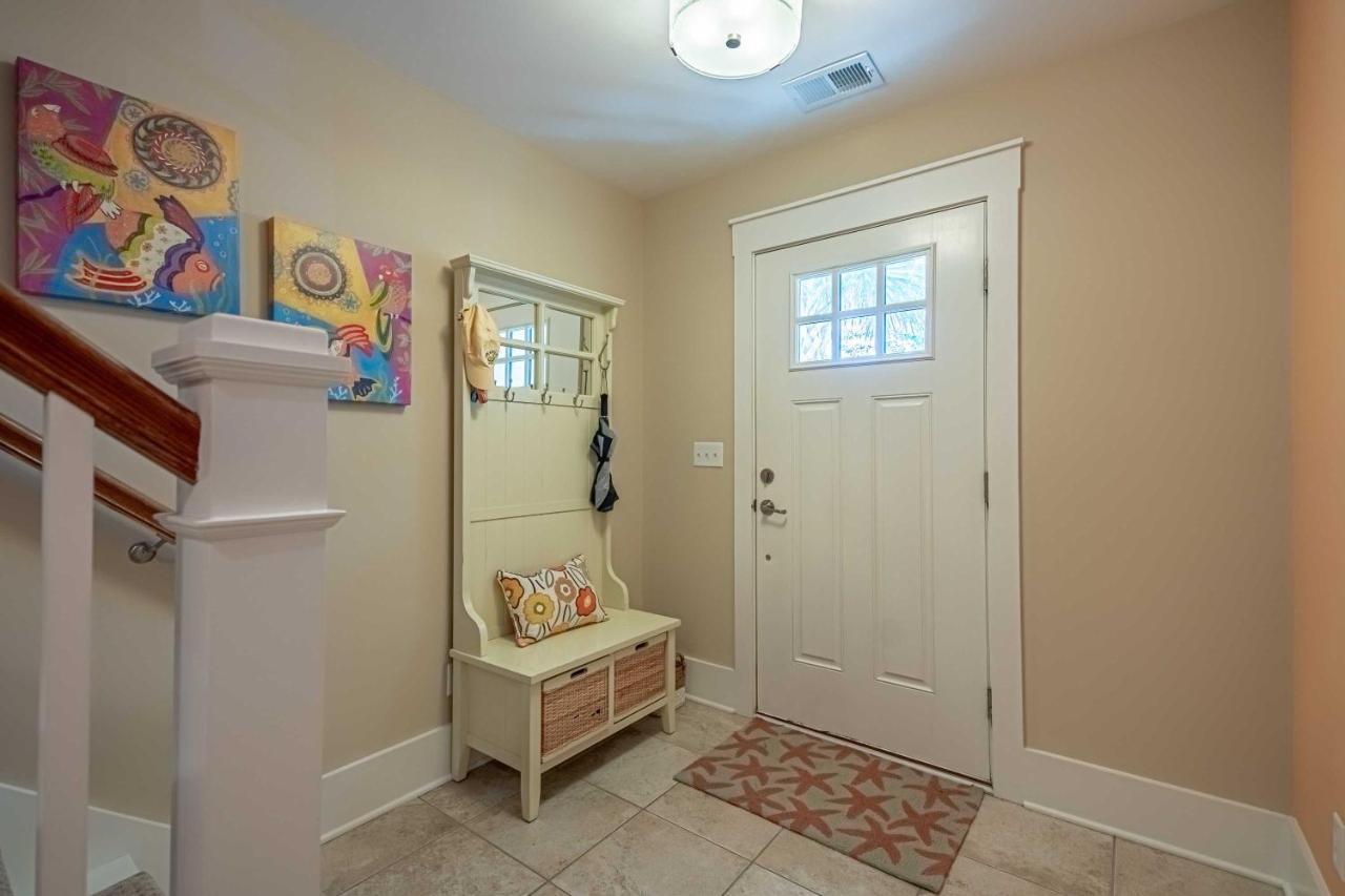 Villa Chic North Myrtle Amenities! *