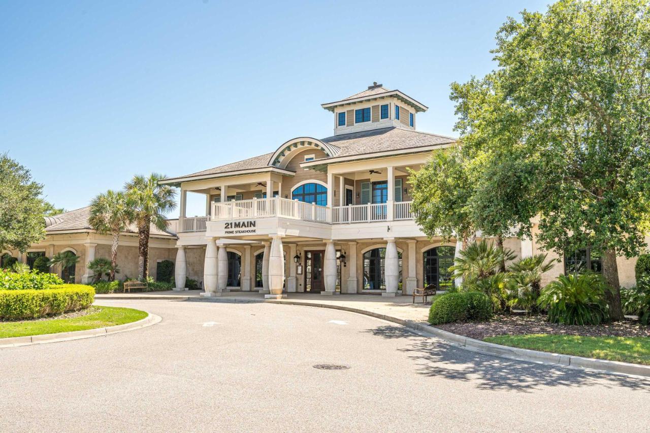 Chic North Myrtle Amenities! Villa