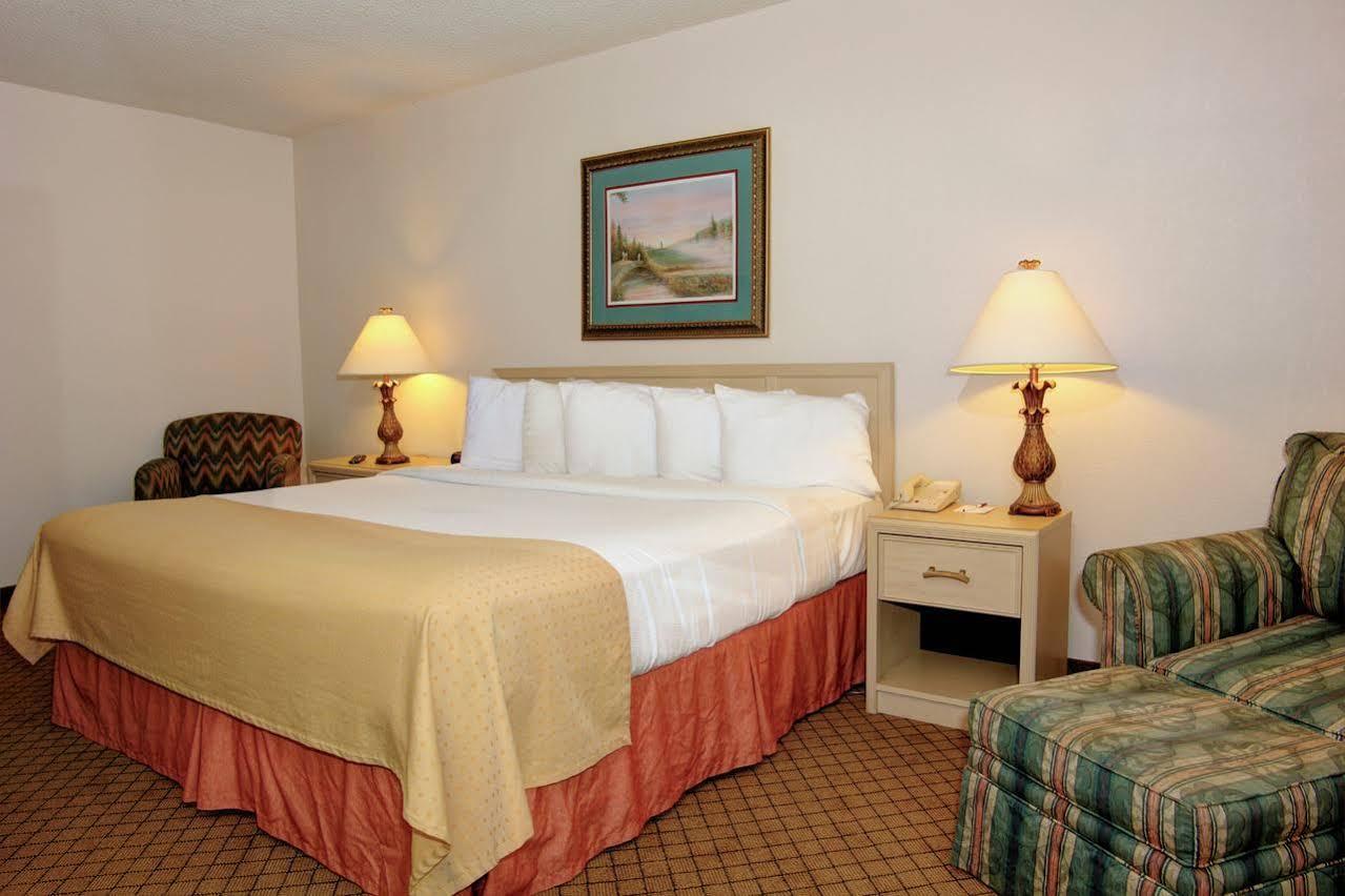 Four Points By Sheraton Myrtle Hotel