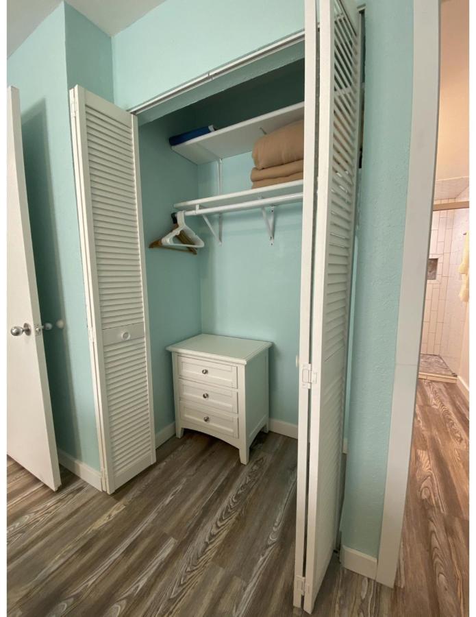 1108 Waters Edge Apartment