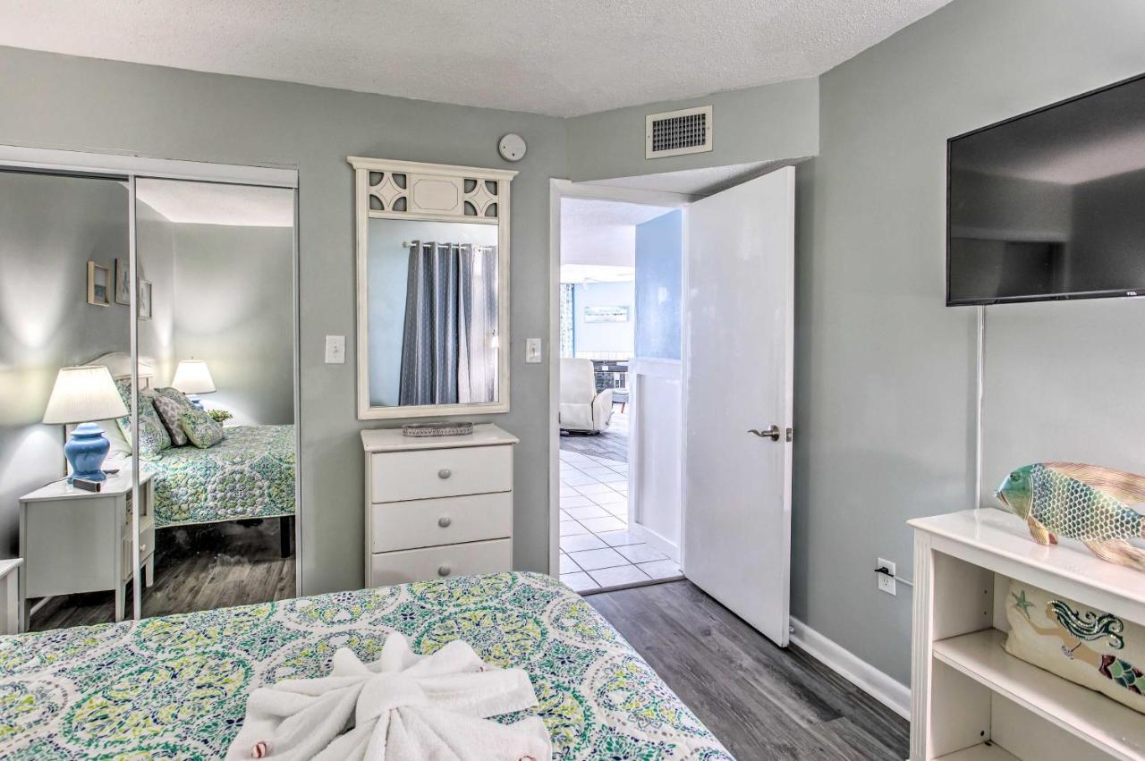 Luxury Myrtle Oceanfront With Hot Tub! Apartment