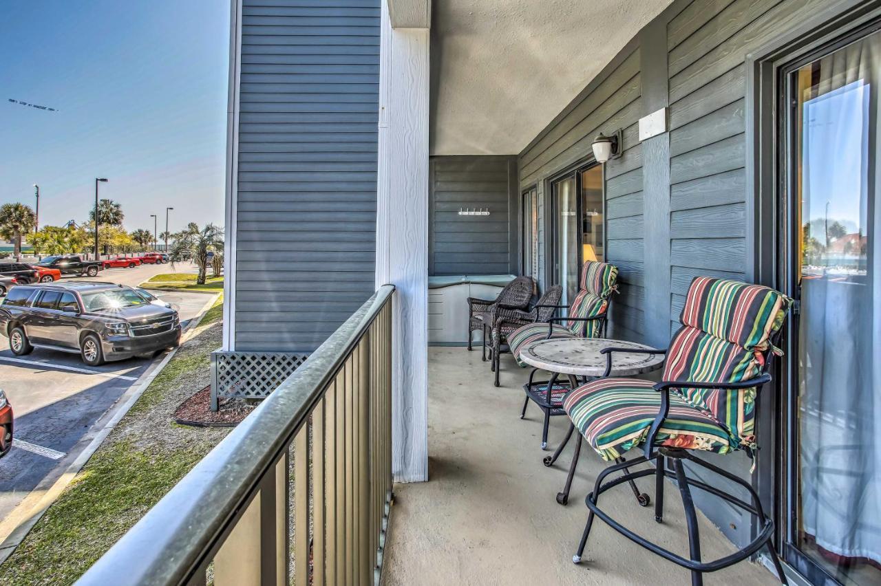 Cozy Myrtle Escape With Amenities!