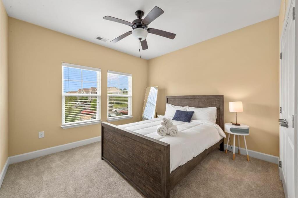 Viagem Prime Location 2br With Balcony, Gym & Pool Apartment Myrtle Beach